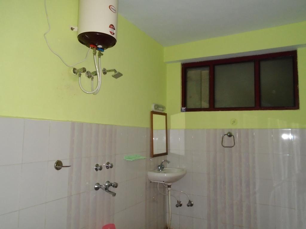 New Dolma Hotel Almora Rum bild